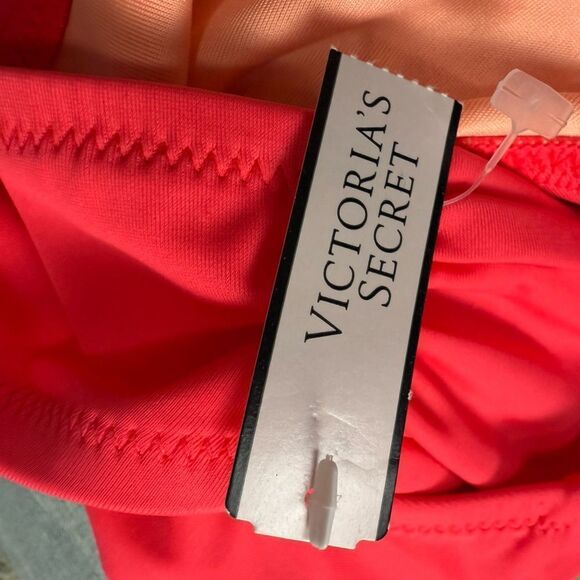 Victoria's Secret Pink Bikini Bottom with Classic Cut - Picture 4 of 6